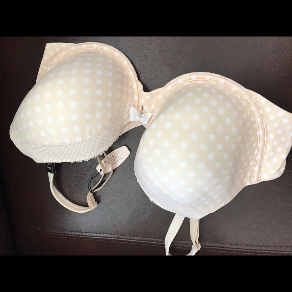 Victoria’s Secret bra